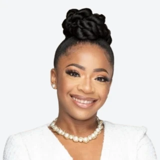 Jakya Hobbs, Real Estate Agent Assistant, KM Realty Group LLC, Chicago, IL